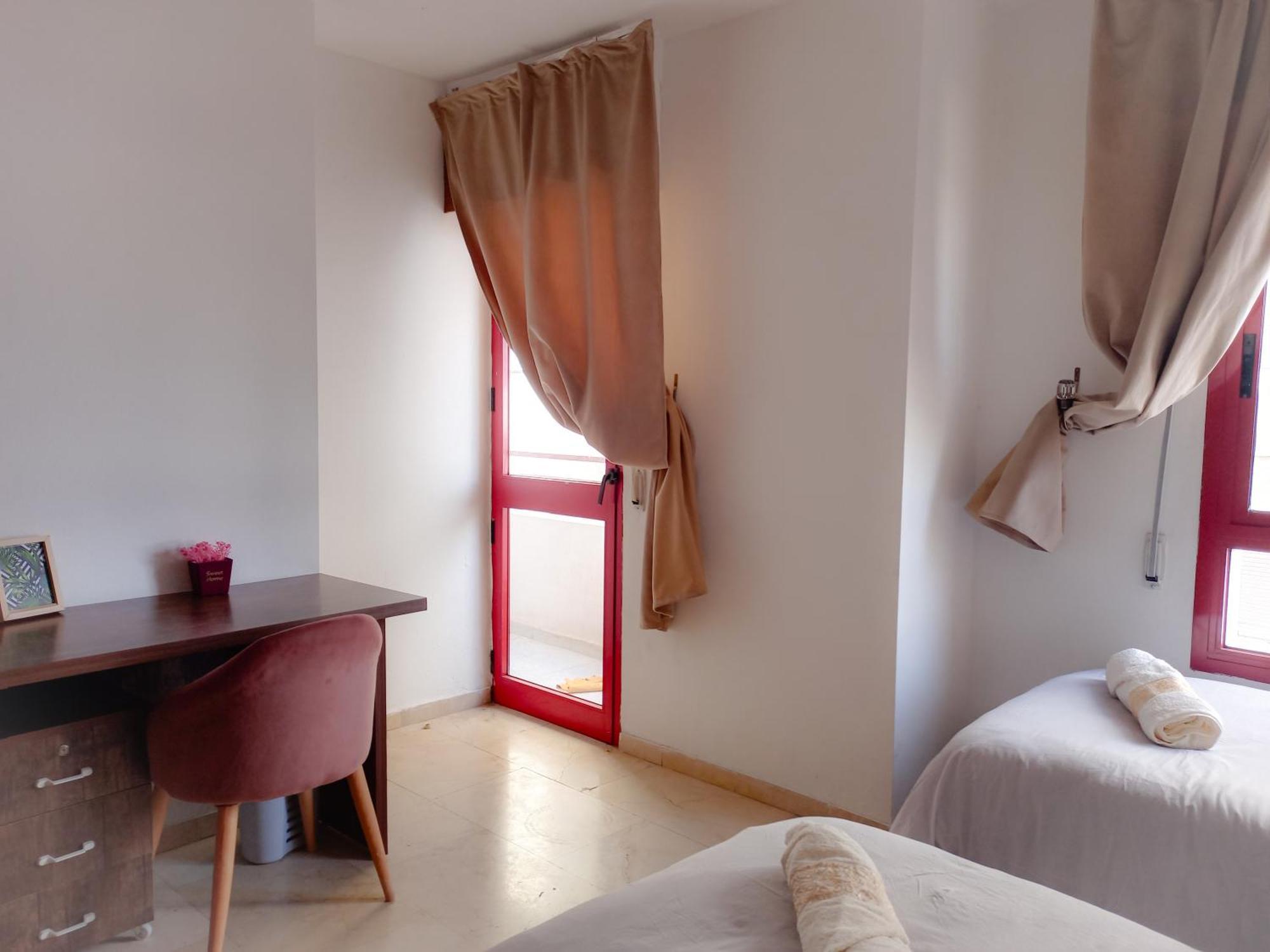 Appartement A Malabata En Face Centre Commercial Megarama & La Gare De Tgv M2 丹吉尔 外观 照片