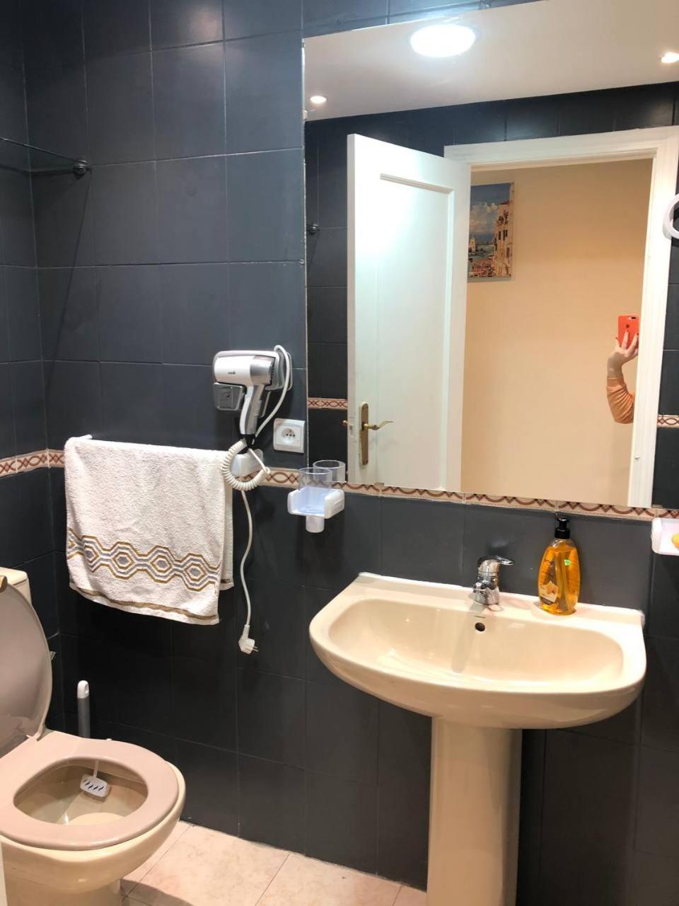 Appartement A Malabata En Face Centre Commercial Megarama & La Gare De Tgv M2 丹吉尔 外观 照片