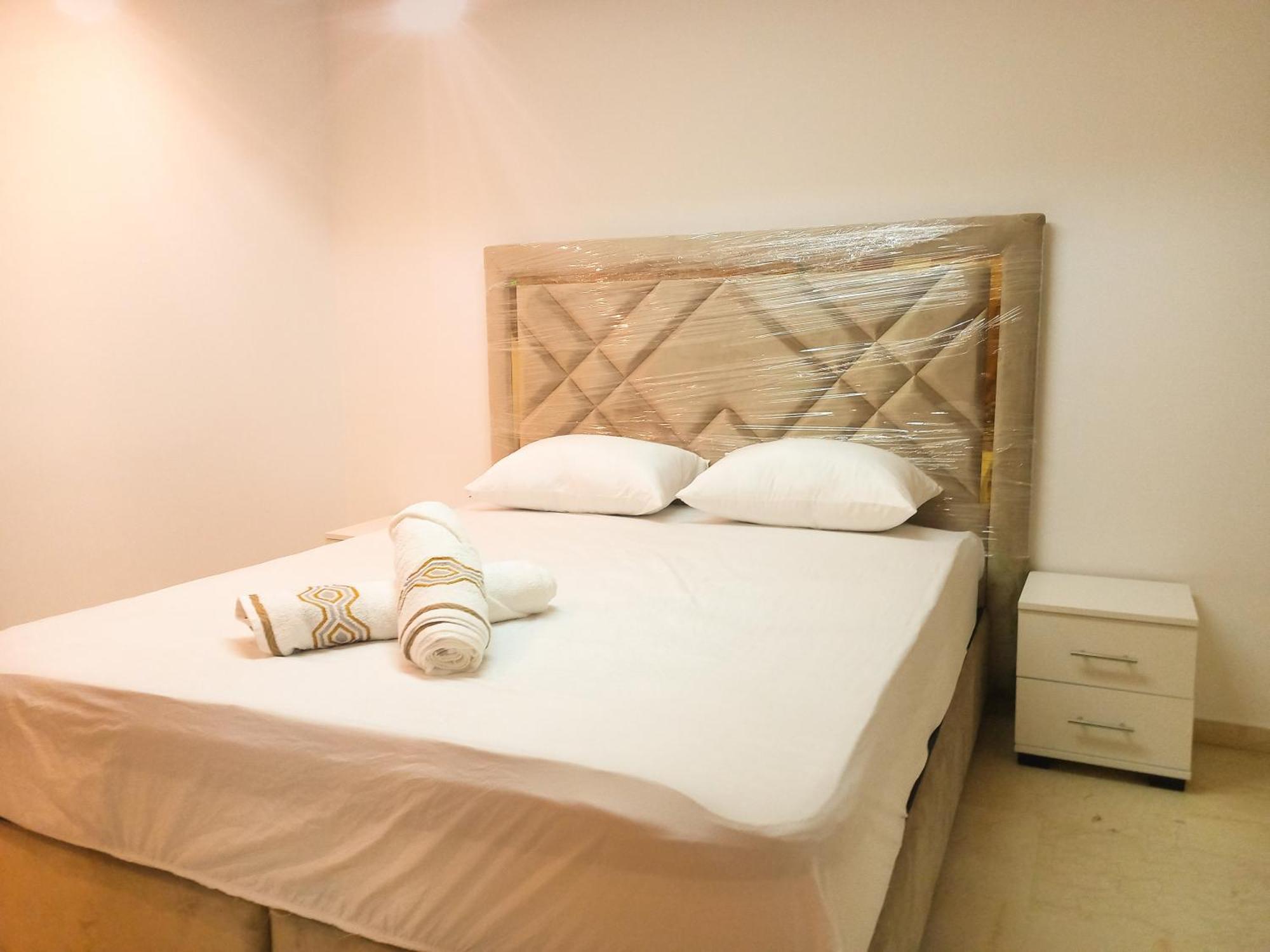 Appartement A Malabata En Face Centre Commercial Megarama & La Gare De Tgv M2 丹吉尔 外观 照片