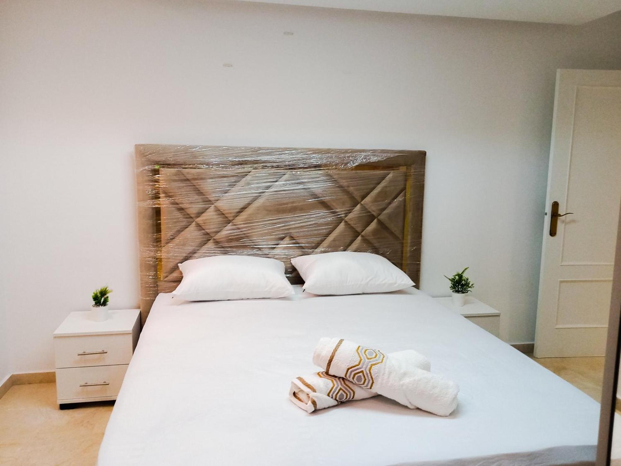 Appartement A Malabata En Face Centre Commercial Megarama & La Gare De Tgv M2 丹吉尔 外观 照片