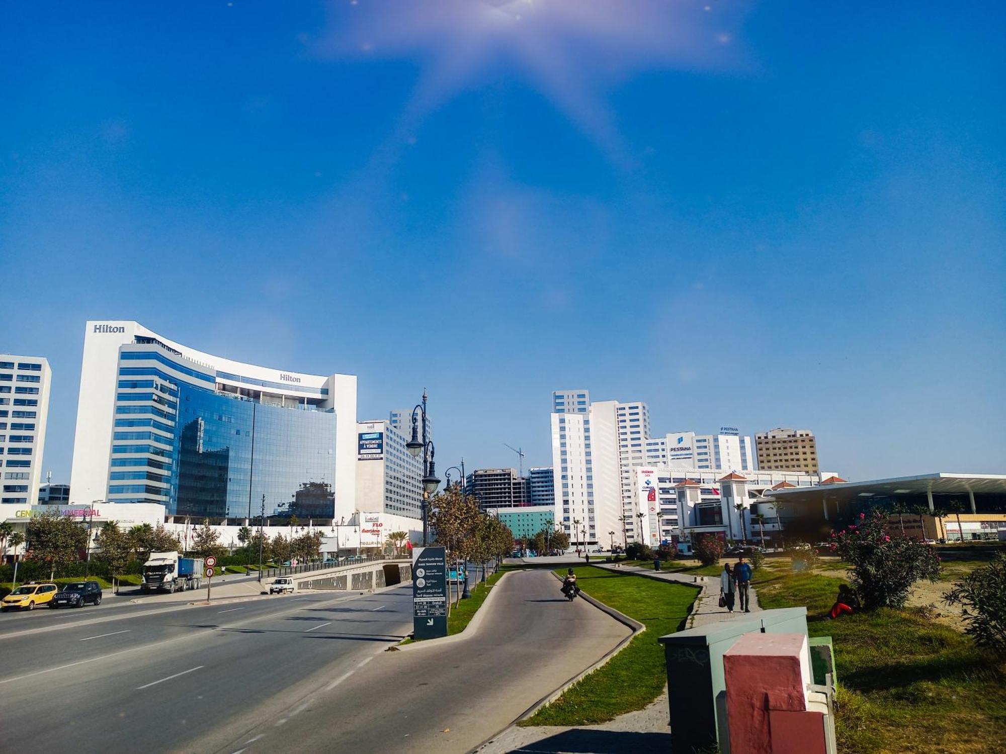 Appartement A Malabata En Face Centre Commercial Megarama & La Gare De Tgv M2 丹吉尔 外观 照片